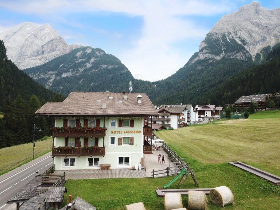 Hotel Sassleng Val Di Fassa Esterno foto